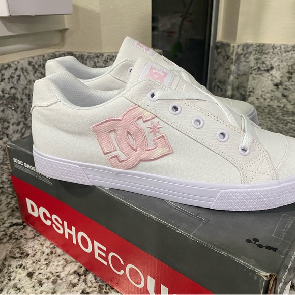 DC shoes - Picture 2 of 5